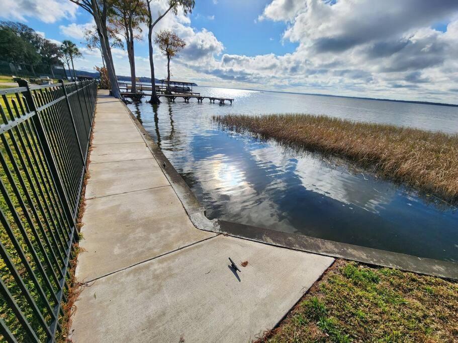 Paradise On Lake Harris Apt #202 Лисбург Экстерьер фото